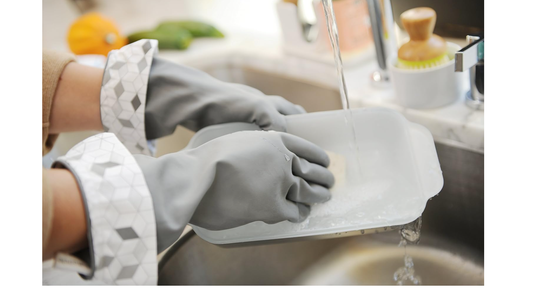 Full Circle Splash Patrol Natural Latex Cleaning Gloves – Stay Dry Cotton Cuffs – Grey – 1 Pair